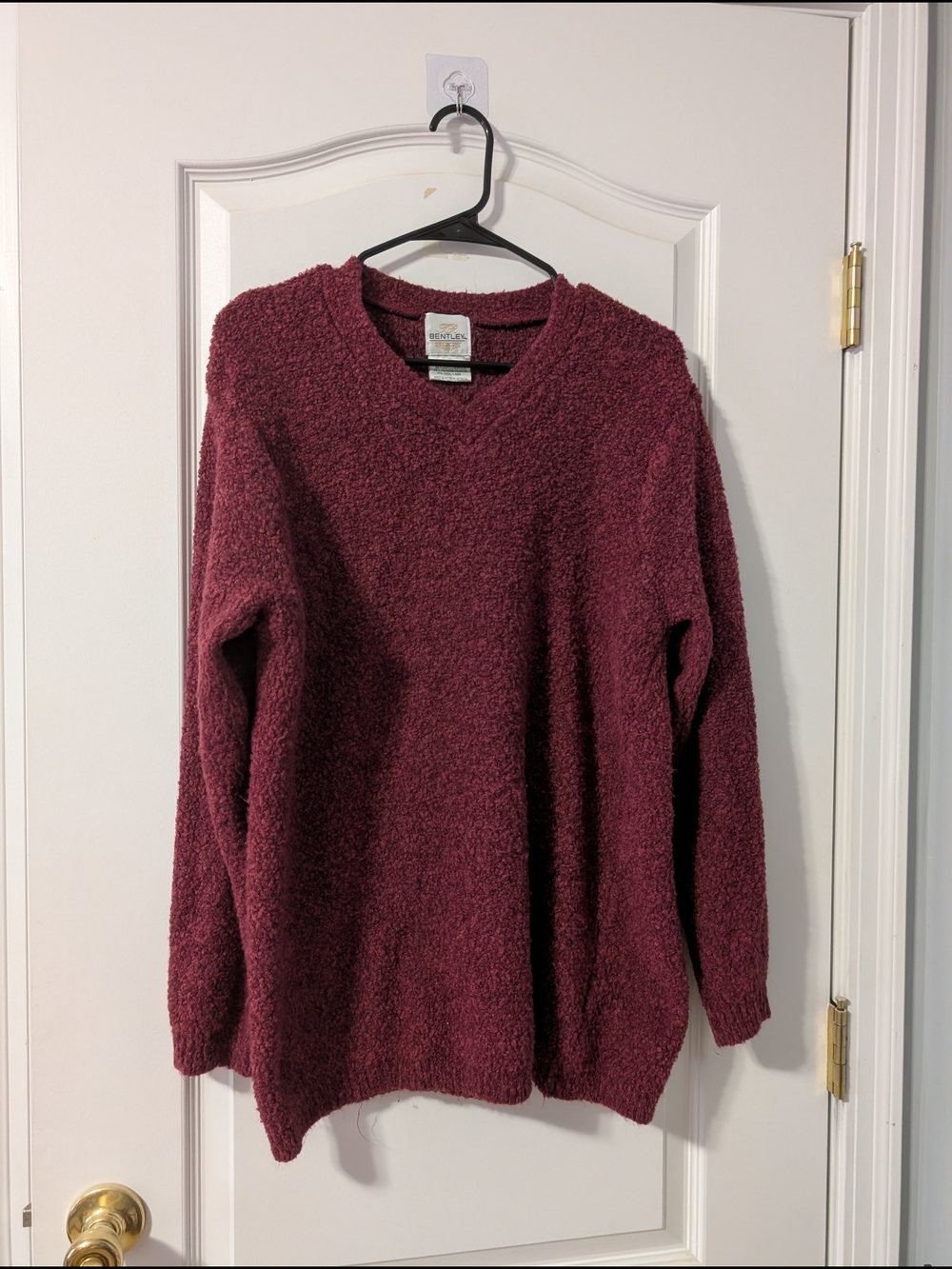 Bentley Plush V-Neck Sweater - Deep Wine. XL. Super Cozy.